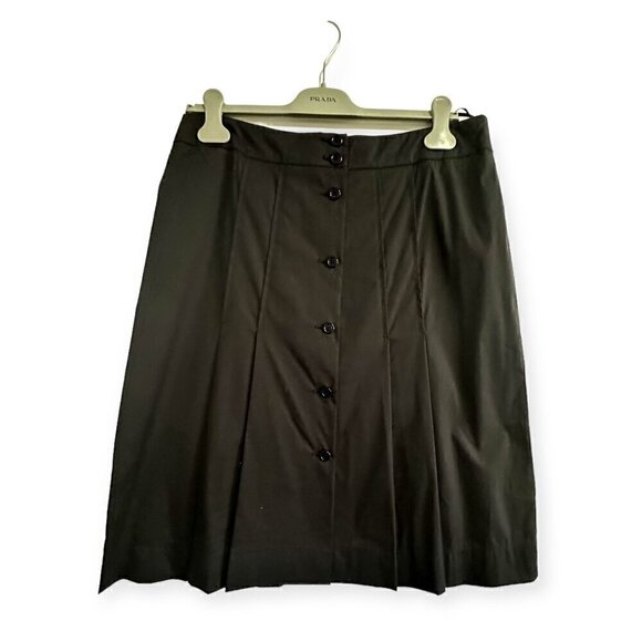 Prada Black light weight button front pleated‎ skirt.  size 46 Italian/ L - Picture 1 of 16